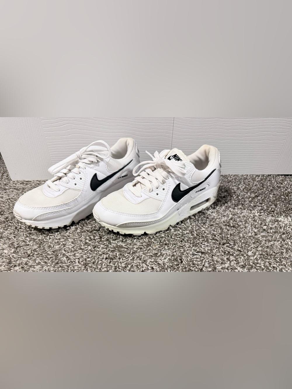 Nike air max 90s women’s 7.5